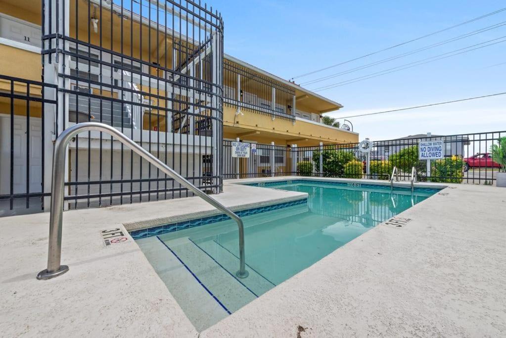 Perfect Location 1Br Pool Parking Outside Area 8 Lägenhet Myrtle Beach Exteriör bild